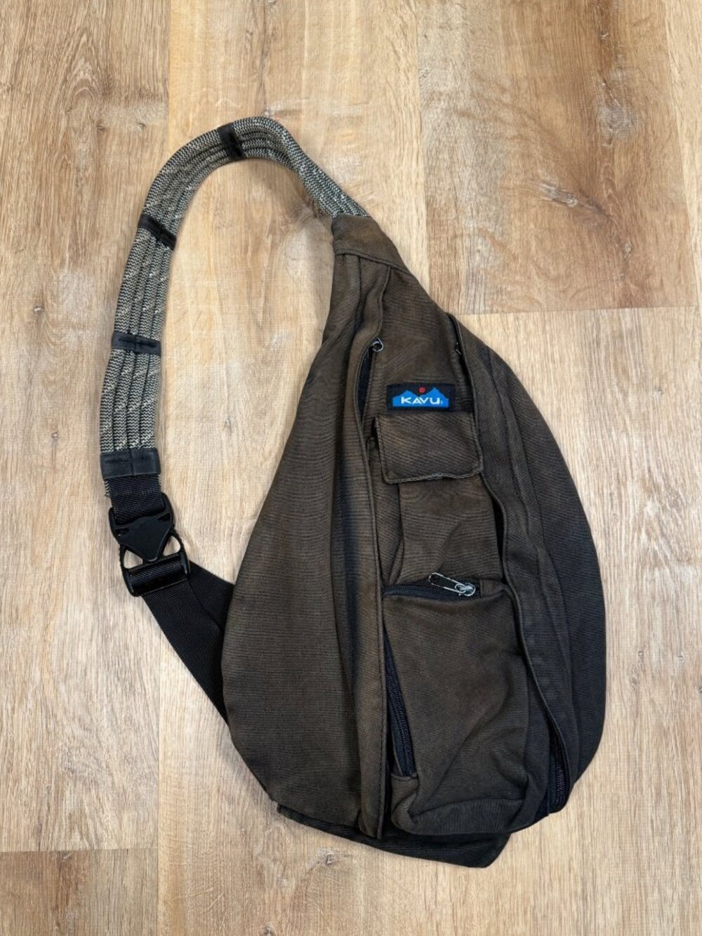 Kavu Rope Bag Sling Backpack Cotton Canvas Black/Brown Adjustable Strap